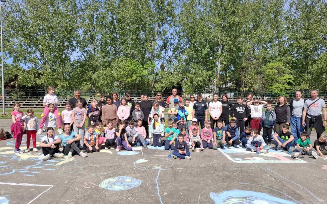 Радна акција поводом Дана планете Земље
